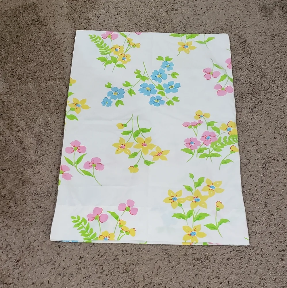 Vintage Pacific Miracale Standard Pillow Case 2